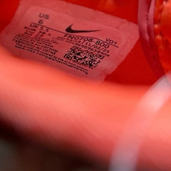 Nike LeBron 21 Queen Conch - Picture 9 of 10